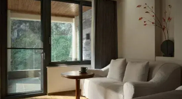 Люкс Yuexigu Valley Hot Spring Homestay