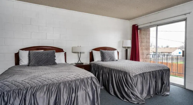 Двухместный номер Standard M&M Motel