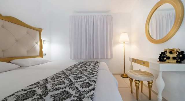 Люкс Deluxe Bungalows Adonis