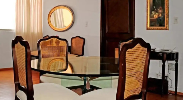 Апартаменты Deluxe с 2 комнатами с балконом Penthouse US Embassy with Balcony