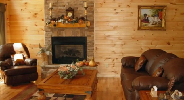 Whispering Oaks by Heritage Cabin Rentals