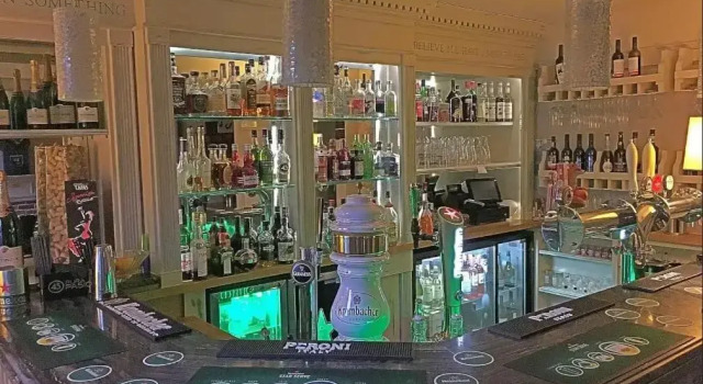Полулюкс Colchester Boutique Hotel