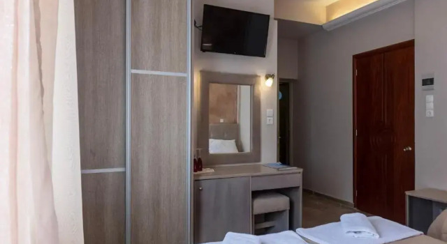 Superior Triple room Apollon Hotel