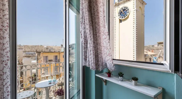 St Spyridon Cosy Apartment by Konnect, Old Corfu Town, Забронировать Апартаменты/квартира Керкира Остров Корфу, рядом с Музей керамического искусства