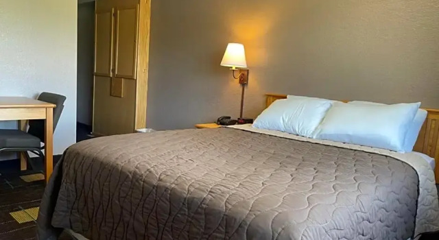 Номер Economy Walker Hotel