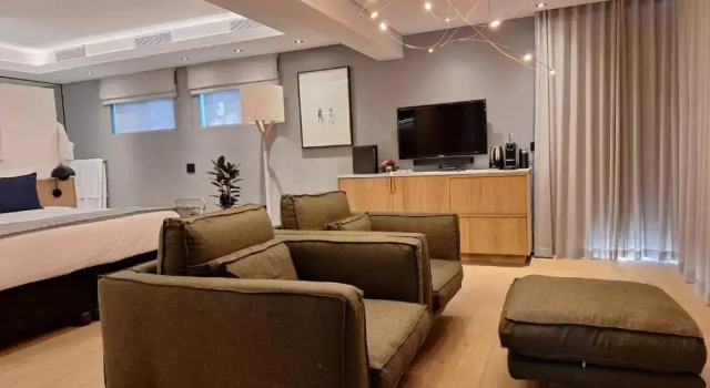 Полулюкс с балконом Clouds Estate