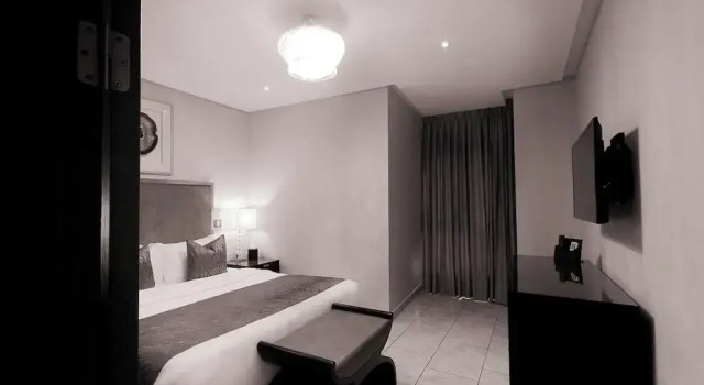 Люкс Deluxe Oak Plaza Suites