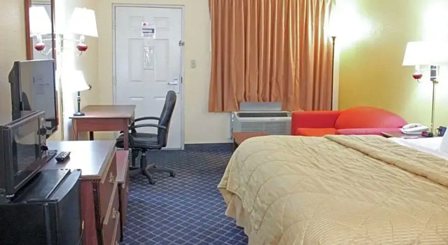 Пятиместный номер Standard Econo Lodge Battleboro - Rocky Mount I-95