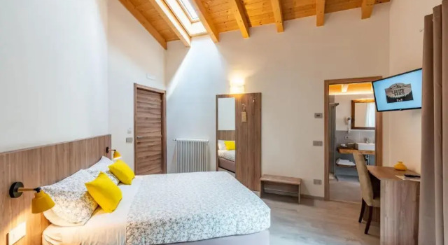 Четырёхместный номер Standard с балконом B & B Il Sottobosco