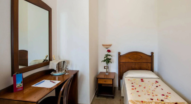 Hotel Perda Rubia, Забронировать Отель Отели Sulcis Iglesiente 3 звезды, 3*