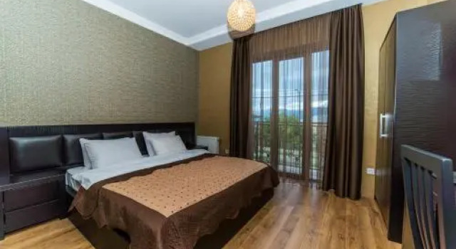 Hotel New Telavi, Rezerwuj Hotel Telavi Gruzja