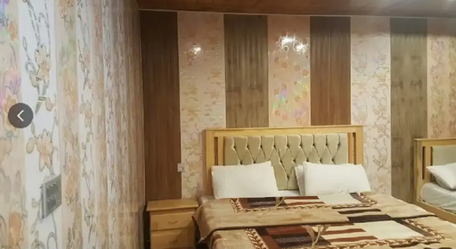 New Park Hotel & Restaurant