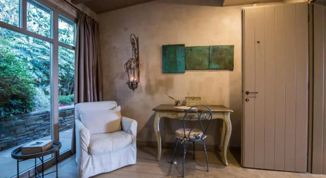 Six Keys, Book Hotel South Pelion Thessalia