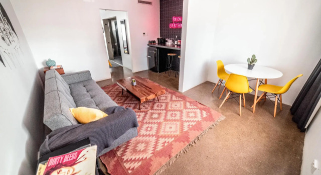 Люкс The Pink Hotel Coolangatta