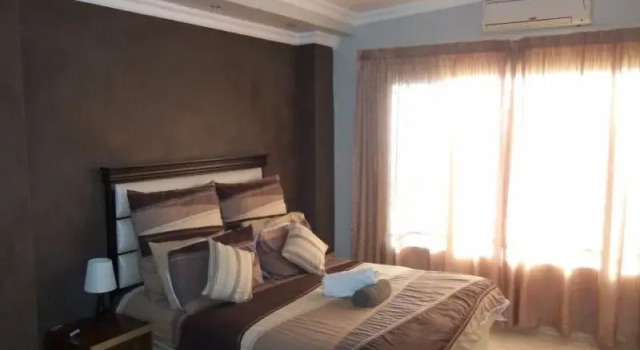 Desert Oasis Lodge, Boek Hotel Pretoria 