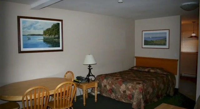 The Suites at Waskesiu, Prenota Hotel Hotel a Saskatchewan con parcheggio, Parcheggio