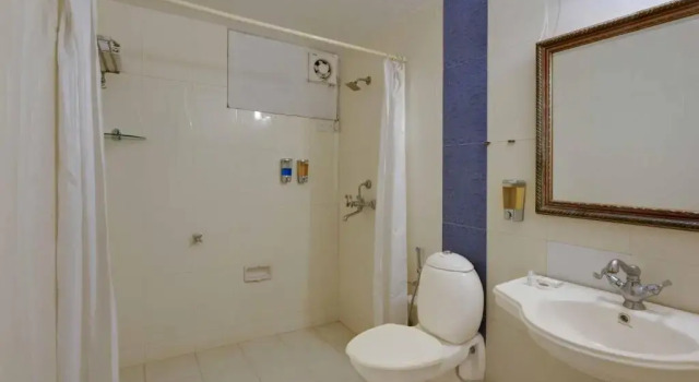 Номер Premier Swaroop Vilas - Lake Facing Boutique Hotel