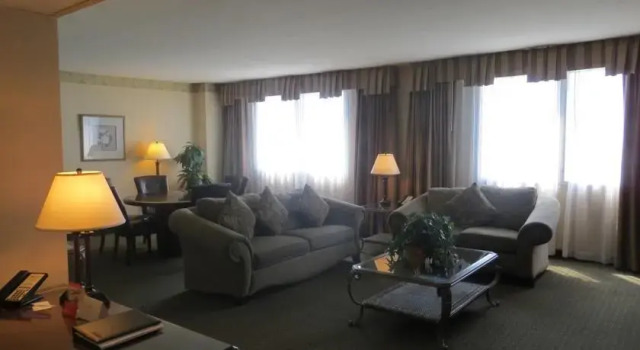Radisson Los Angeles Airport Hotel, Забронировать Отель Отели Лос-Анджелеса 3 звезды, 3*