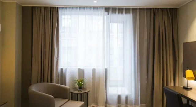 Home Inn Plus Shanghai Chifeng Road Metro Station, Varaa Hotelli Hongkou 