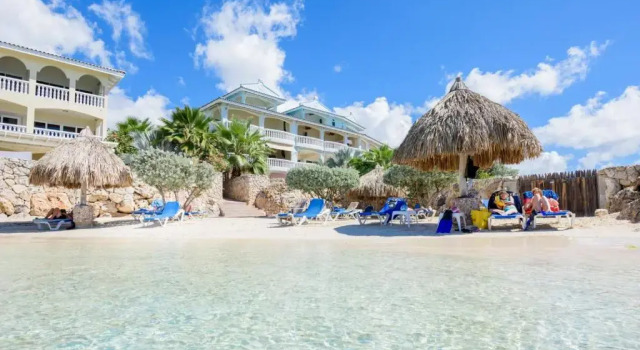 Апартаменты с видом на море Curacao Luxury Holiday Rentals