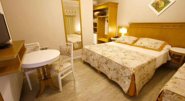 Life Hotel Infinity