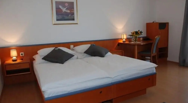Двухместный номер Comfort с балконом Sporthotel Podersdorf
