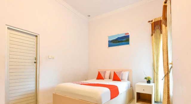 OYO 1074 Homestay Rumah Puti, Book Hotel Hotels in Sumatra with Breakfast, Breakfasts