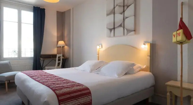 Двухместный номер Standard с видом на море The Originals Boutique, Hôtel La Villa Marine, Le Tréport