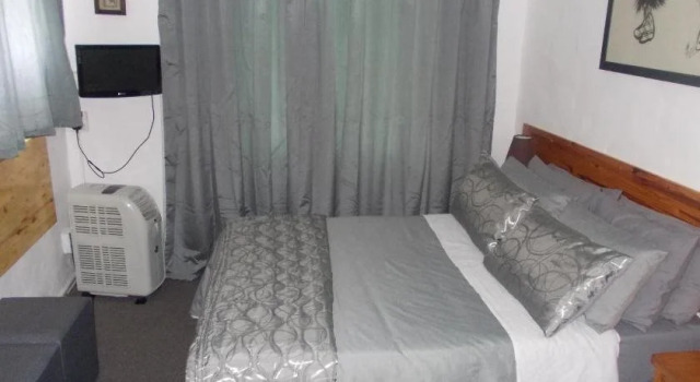 Villa Ocean Crest Guesthouse and B&B