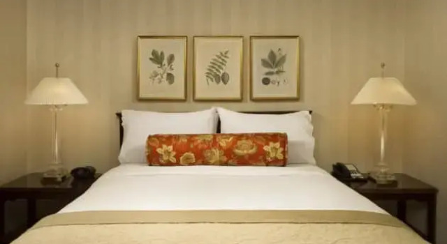 Номер Deluxe Mayflower Park Hotel