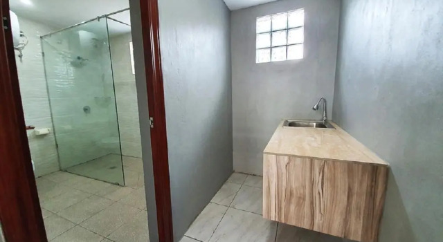 Люкс с балконом Sanur Agung Hotel