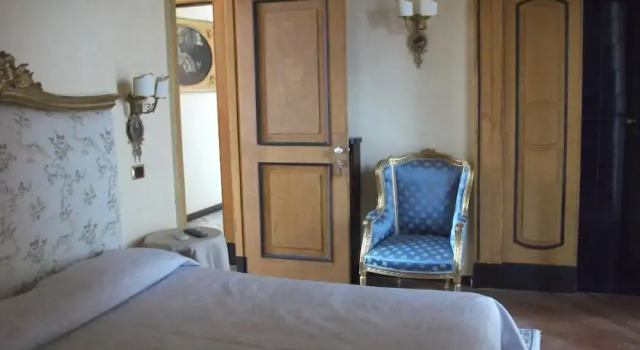 Villa Marcello, Забронировать Вилла Коттеджи Казерта, рядом с Azienda Ospedaliera Sant'Anna e San Sebastiano, Коттедж