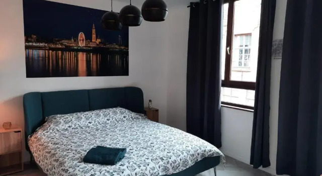 Студия Deluxe Suite city center in quiet street