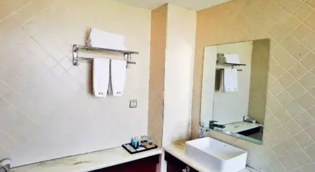 Люкс Deluxe Dingyuan Business Hotel