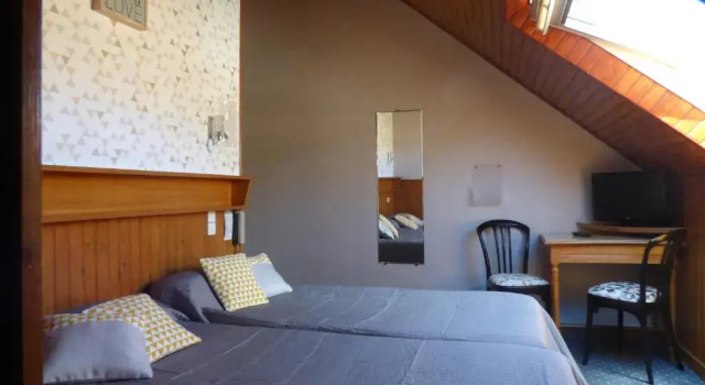 Двухместный номер Standard Мансарда Hôtel Saint Jean