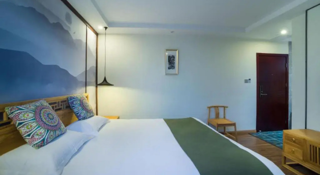 Двухместный номер Deluxe Riverside Inn Guilin Central