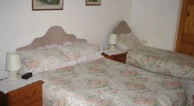 Номер Standard Four seasons Guest House
