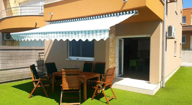 Апартаменты с видом на море Apartments Rtina Benici