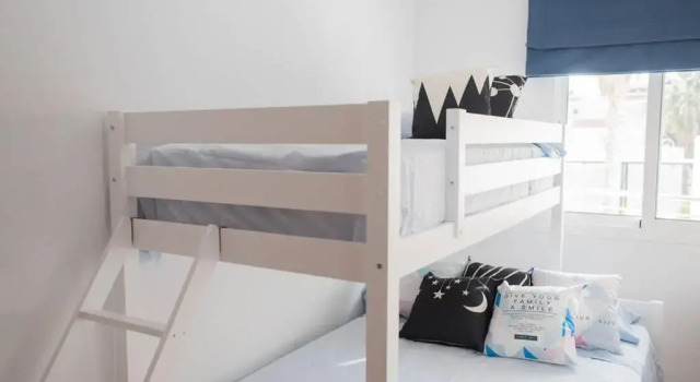 Апартаменты Amplio apartamento a 50m de la playa/Wide and cozy apartment 50m from the beach perfect for families