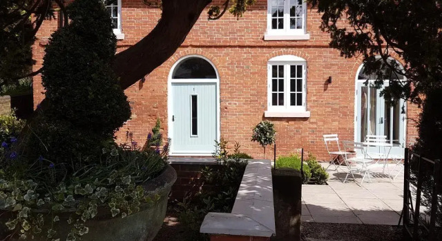 Meynell Mews, Book Hotel Derby Derbyshire