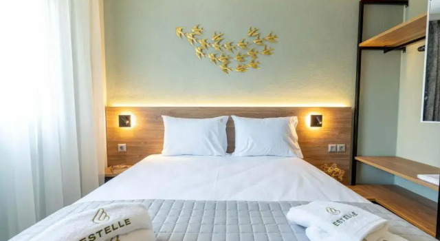 Полулюкс Deluxe Estelle Family Luxury Apartments & Suites