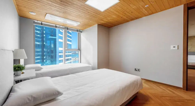 Двухместный семейный номер Standard Busan Station BOOKING THE BAY