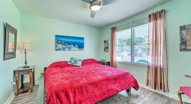 Charming Wilmington Home w/ Screened-in Porch, Prenota Hotel Silver Lake Stati Uniti