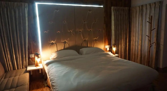 Номер Deluxe COTTAGES BY THE CREEK