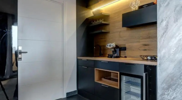 Номер Standard Black Pearl Luxury Suites
