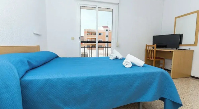 Двухместный номер Standard с балконом Hostal El Mercat