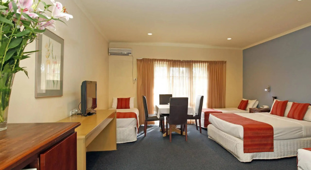 Greensborough Motel, Book Motel Melbourne Melbourne