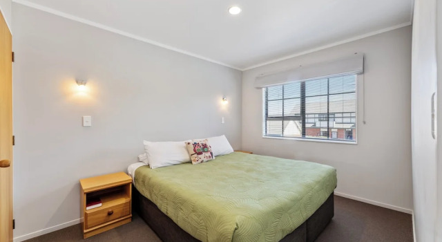 Люкс c 1 комнатой с балконом Knightsbridge Court Motor Lodge