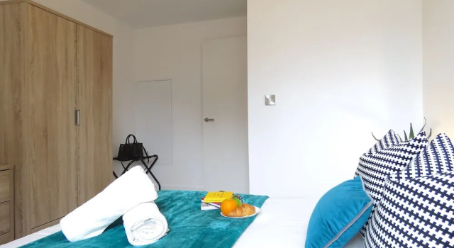 Апартаменты Tudors eSuite Grand Central Aparthotel
