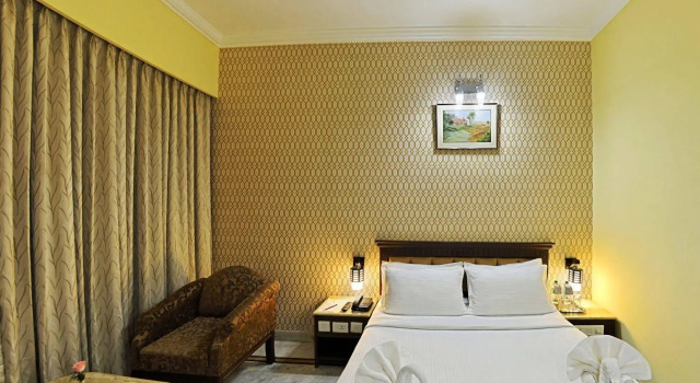 Hotel Raj Palace